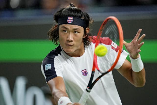 但他们通过 但他们通过