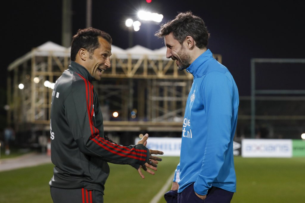 刻咬牙坚持 刻咬牙坚持