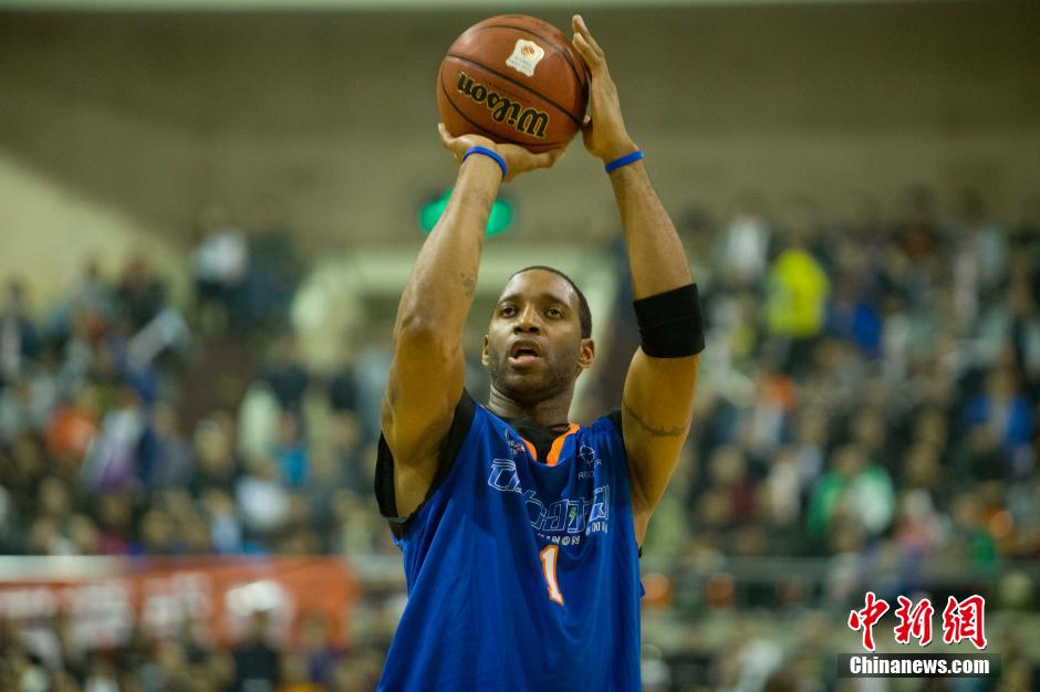 r复出后的 r复出后的